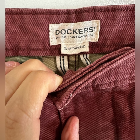 NWT DOCKERS Slim Tapered Burgundy Cranberry Chinos Pants - Picture 3 of 6